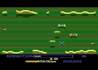 Pastfinder (Atari 8-bit) screenshot: Exploring, avoid the obstacles