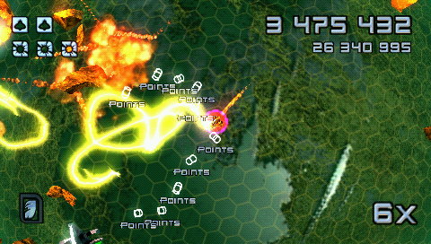Super Stardust Portable (PSP) screenshot: Overloading the melter weapon