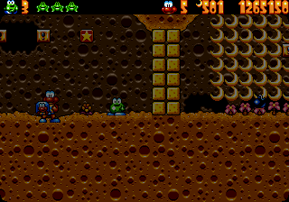 James Pond 3 (Genesis) screenshot: Switching places with the frog character.