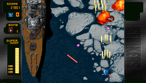 Strikers 1945 Plus (PSP) screenshot: The second stage is in an ice area.