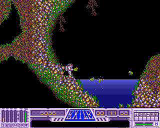 Exile (Amiga) screenshot: We can even carry around frogs