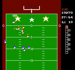 10-Yard Fight (NES) screenshot: Touchdowns are worth a lot of points