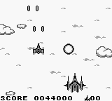 Solar Striker (Game Boy) screenshot: Level 2 boss.