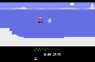 AtariAge Holiday Greetings 2005 (Atari 2600) screenshot: I can grab the snowflake for points.