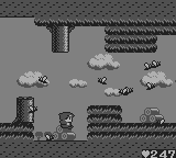 Maru's Mission (Game Boy) screenshot: The first level boss approaches.