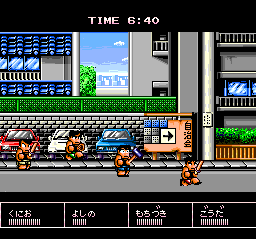 Downtown Nekketsu Kōshinkyoku: Soreyuke Daiundōkai (TurboGrafx CD) screenshot: Nice cars... but no time now, I have to run!