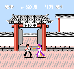 Fūun Shaolin Ken (NES) screenshot: Opponent throws a punch