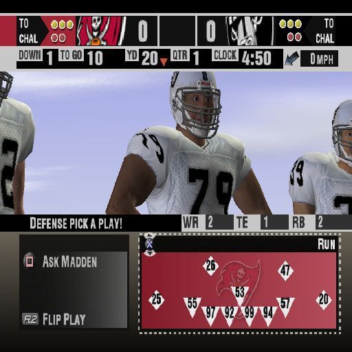 Madden NFL 2004 (PlayStation 2) screenshot: A game is underway. The Ask Madden button brings up a selection of potential plays with the great man's preferred selection in the centre