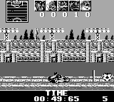 Street Racer (Game Boy) screenshot: Soccer - Goal match. Pitch type - Outdoor.