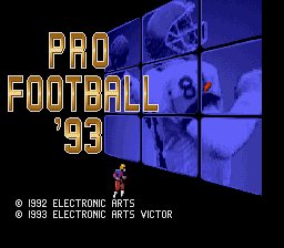 John Madden Football '93 (SNES) screenshot: ...a player running and then throwing the ball...