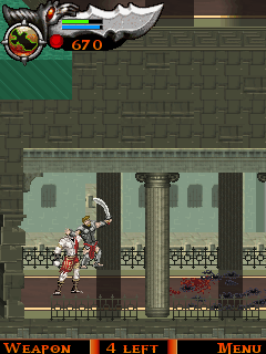God of War: Betrayal (J2ME) screenshot: Grabbing an enemy