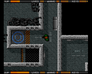 Alien Breed: Special Edition 92 (Amiga) screenshot: You should use the deck lift to end the level.