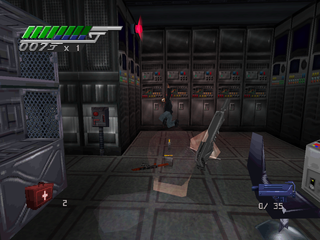 007: Tomorrow Never Dies (PlayStation) screenshot: Sending another grunt to hell.