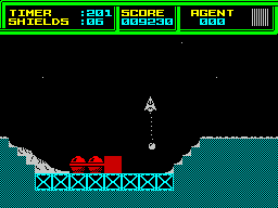 Thrust II (ZX Spectrum) screenshot: Dropping off a third orb.