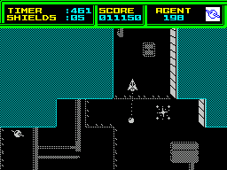 Thrust II (ZX Spectrum) screenshot: Flying up past an enemy with load behind.
