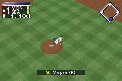 All-Star Baseball 2003 (Game Boy Advance) screenshot: The other teams while getting the ball