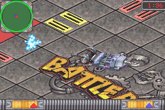 BattleBots: Beyond the Battlebox (Game Boy Advance) screenshot: This opponents tries to shove you into traps in the arena.