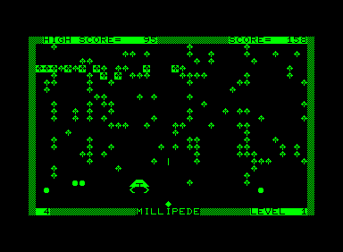 Millipede (Commodore PET/CBM) screenshot: Small bug coming near