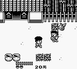 Ganbare Goemon: Sarawareta Ebisumaru! (Game Boy) screenshot: Facing a enemy