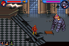 Justice League Heroes: The Flash (Game Boy Advance) screenshot: Fighting the gorilla
