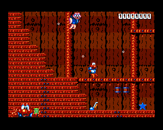 James Pond 2: Codename: RoboCod (Amiga) screenshot: That enemy looks like he is from the first game!