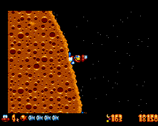James Pond 3 (Amiga) screenshot: Running up a wall.