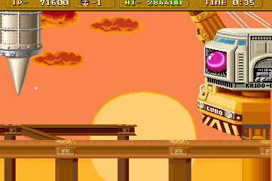Hammerin' Harry (Arcade) screenshot: 4th Boss 2 of 2