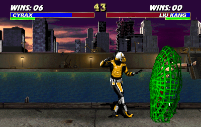 Ultimate Mortal Kombat 3 (Arcade) screenshot: Cyrax uses grind - Liu Kang is defenceless