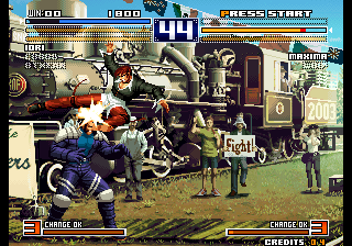 The King of Fighters 2003 (Arcade) screenshot: High kick.