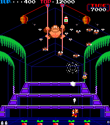 Donkey Kong 3 (Arcade) screenshot: Shoot bugs