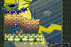 Tim Burton's The Nightmare Before Christmas: The Pumpkin King (Game Boy Advance) screenshot: These chains of spider can be stunned with the frog gun and used as a platform.