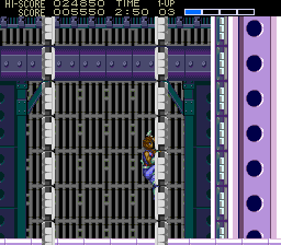 Strider (TurboGrafx CD) screenshot: Climb out before the walls squeeze you! Like in Star Wars