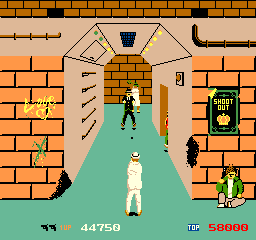 Shoot out (Arcade) screenshot: Shootout in the tunnel.