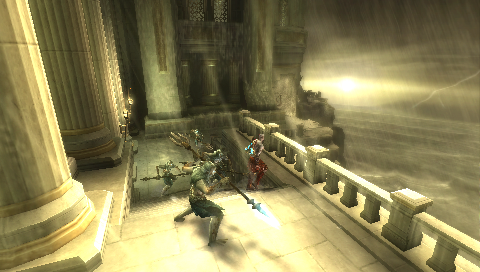 God of War: Ghost of Sparta (PSP) screenshot: Those guys deserve death for interfering such a view.