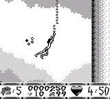 Disney's The Jungle Book (Game Boy) screenshot: Wouldn't be much of a jungle without vines