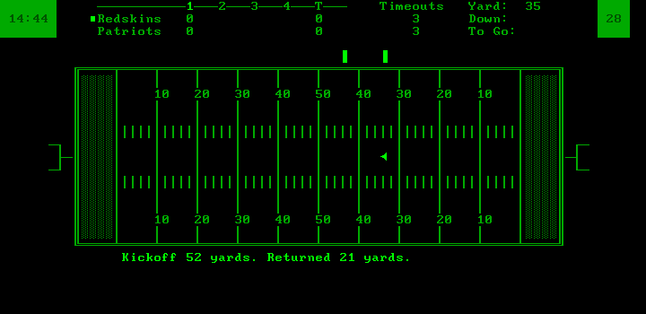 NFL Challenge (DOS) screenshot: The kickoff (Monochrome display)