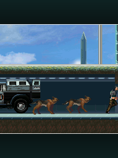 Tom Clancy's Splinter Cell: Conviction (J2ME) screenshot: Being chased by dogs