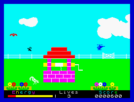 Percy the Potty Pigeon (ZX Spectrum) screenshot: Screen with a well. The bug might be useful to restore energy on long distance travels.