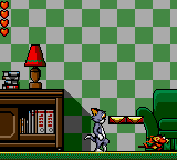 Tom and Jerry: The Movie (Game Gear) screenshot: Jerry running away from us