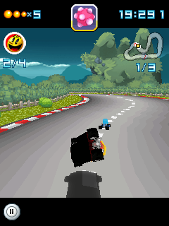 Pac-Man Kart Rally 3D (J2ME) screenshot: Getting knocked over