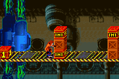 Crash Bandicoot: The Huge Adventure (Game Boy Advance) screenshot: Do you take the risk for this crate?