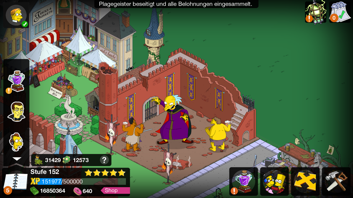 The Simpsons: Tapped Out (Android) screenshot: Treehouse of Horror 2017: Monsters vs. Boss fight