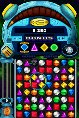 Bejeweled: Twist (Nintendo DS) screenshot: Coal gems can't be matched, but can be destroyed by using flame gems and similar power ups.