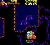 Astérix and the Secret Mission (Game Gear) screenshot: Doge or climb over obstacles to stay on the floating platform.