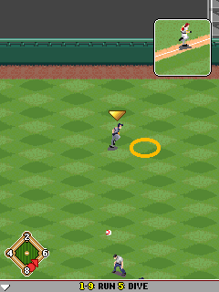 Derek Jeter Pro Baseball 2008 (J2ME) screenshot: Fielder in action