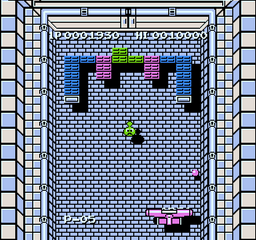 Crackout (NES) screenshot: One of the many enemies