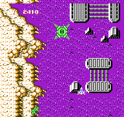 Super Star Force: Jikūreki no Himitsu (NES) screenshot: A big green enemy ship