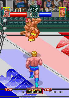 Wrestle War (Arcade) screenshot: Flying kick.