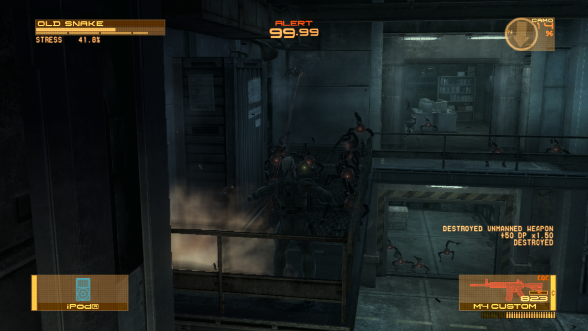 Metal Gear Solid 4: Guns of the Patriots (PlayStation 3) screenshot: These little robots are very annoying