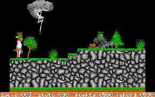 Janosik (DOS) screenshot: A storm and a hedgehog